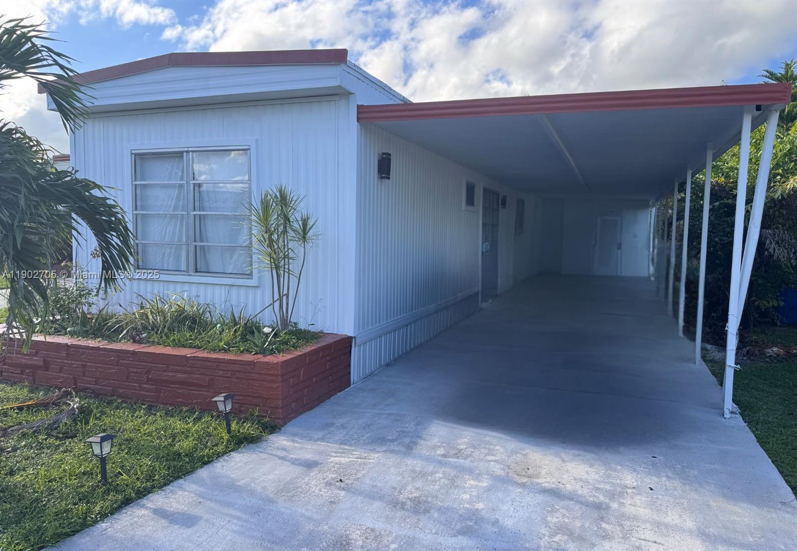 Everglades Lakes - Residential