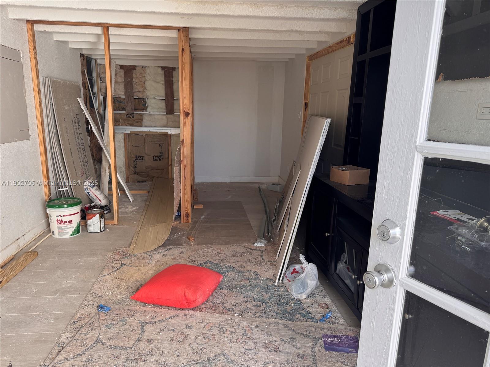 Everglades Lakes - Residential