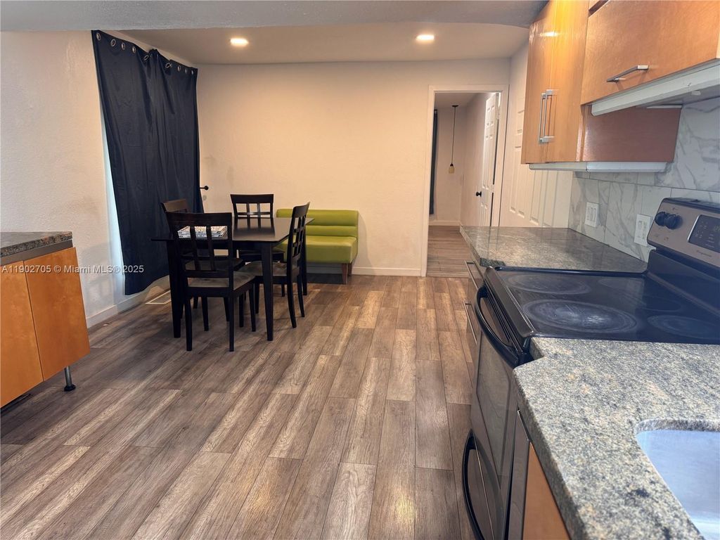 Photo of 5331 SW 35th St, Davie, FL 33314 (MLS # A11902705)