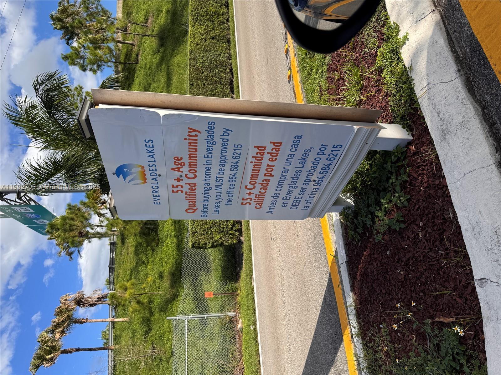 Everglades Lakes - Residential