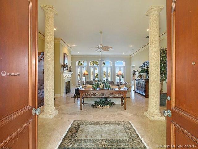 INDIAN HILLS - Residential