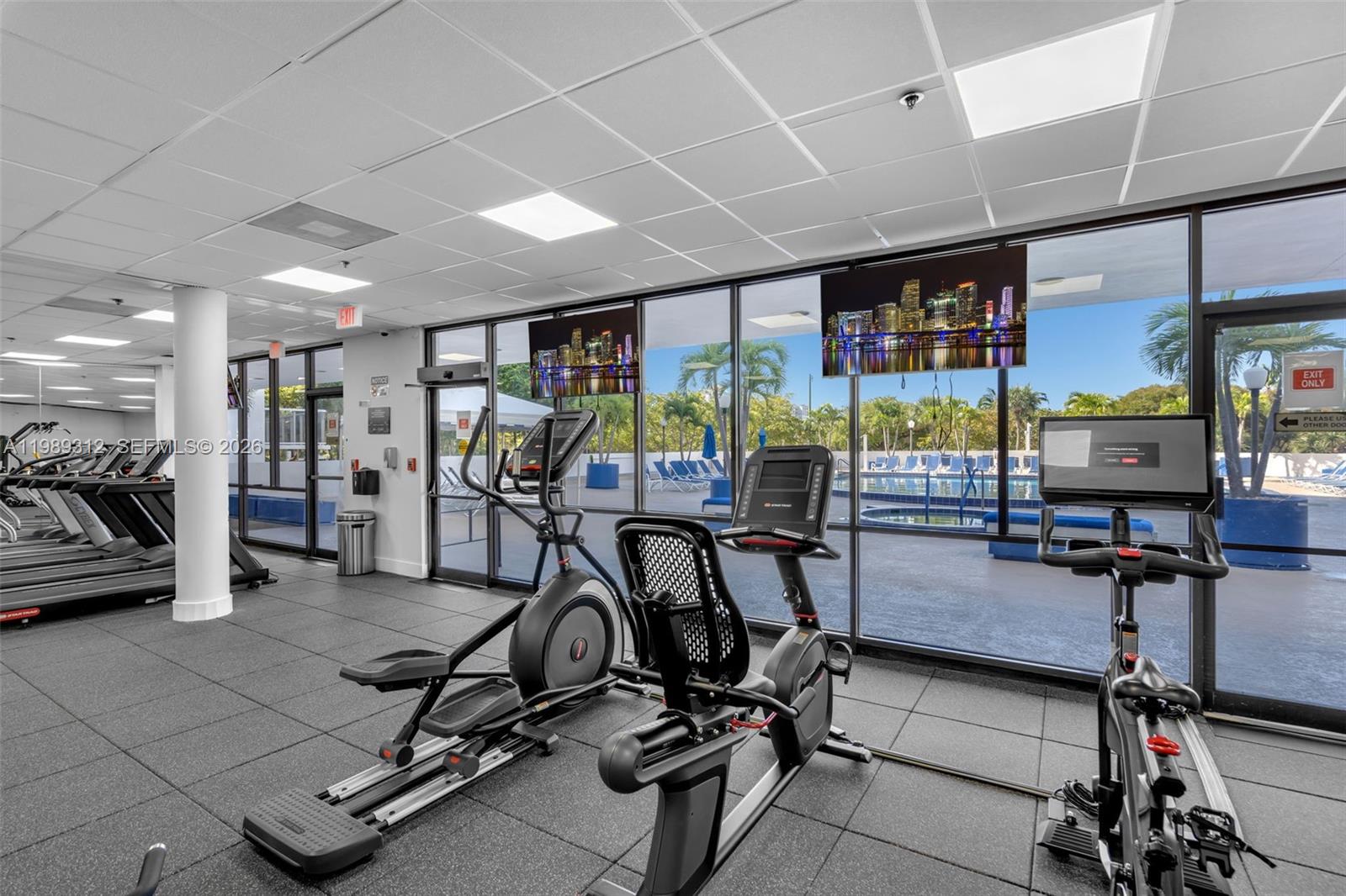 FLAMENCO CONDO TOWER I - Residential