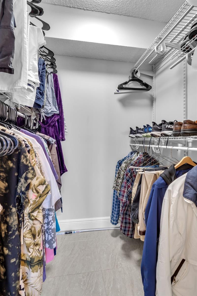 FLAMENCO CONDO TOWER I - Residential