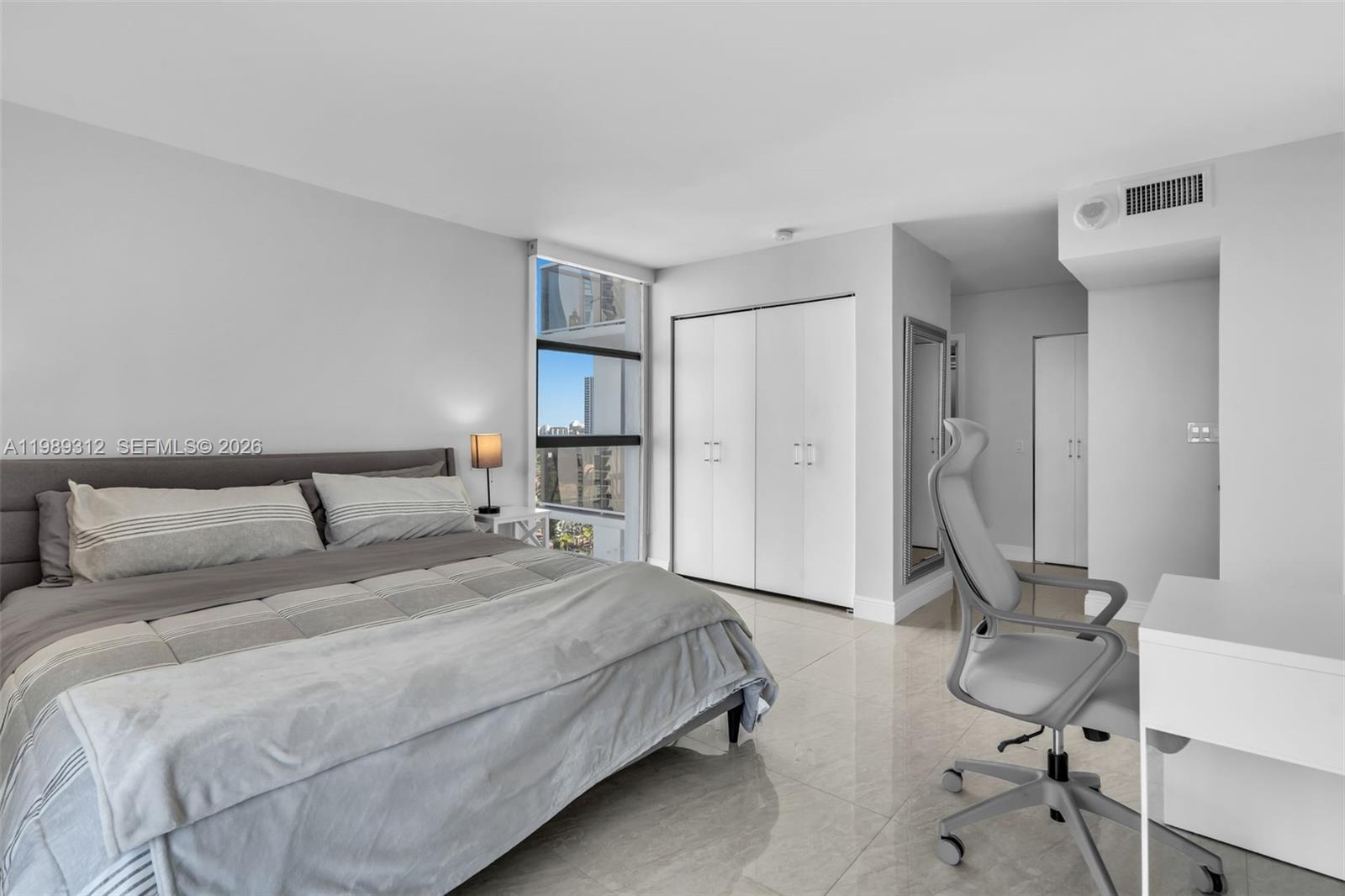 FLAMENCO CONDO TOWER I - Residential