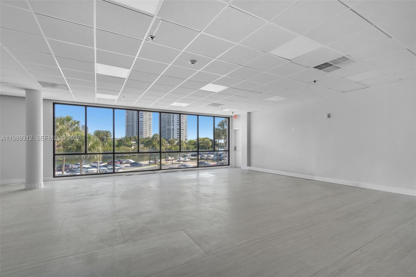 FLAMENCO CONDO TOWER I - Residential