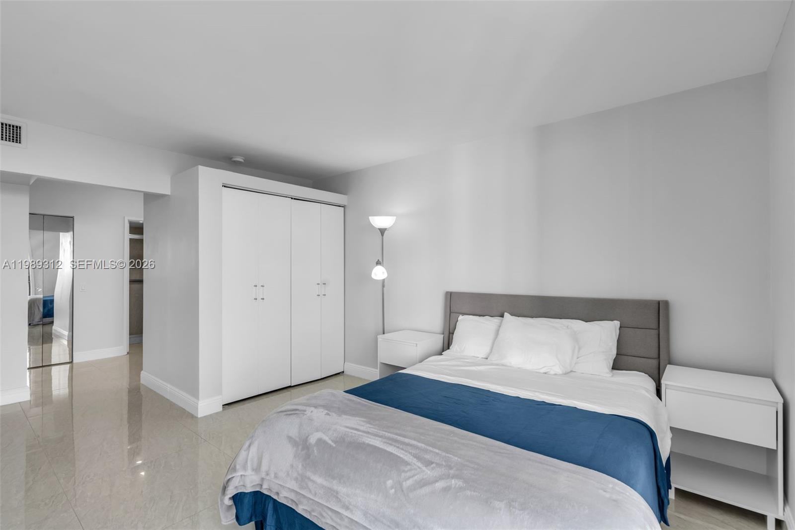 FLAMENCO CONDO TOWER I - Residential