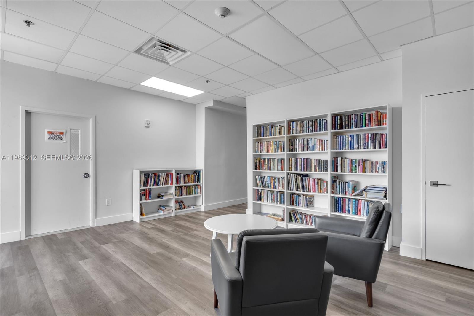 FLAMENCO CONDO TOWER I - Residential