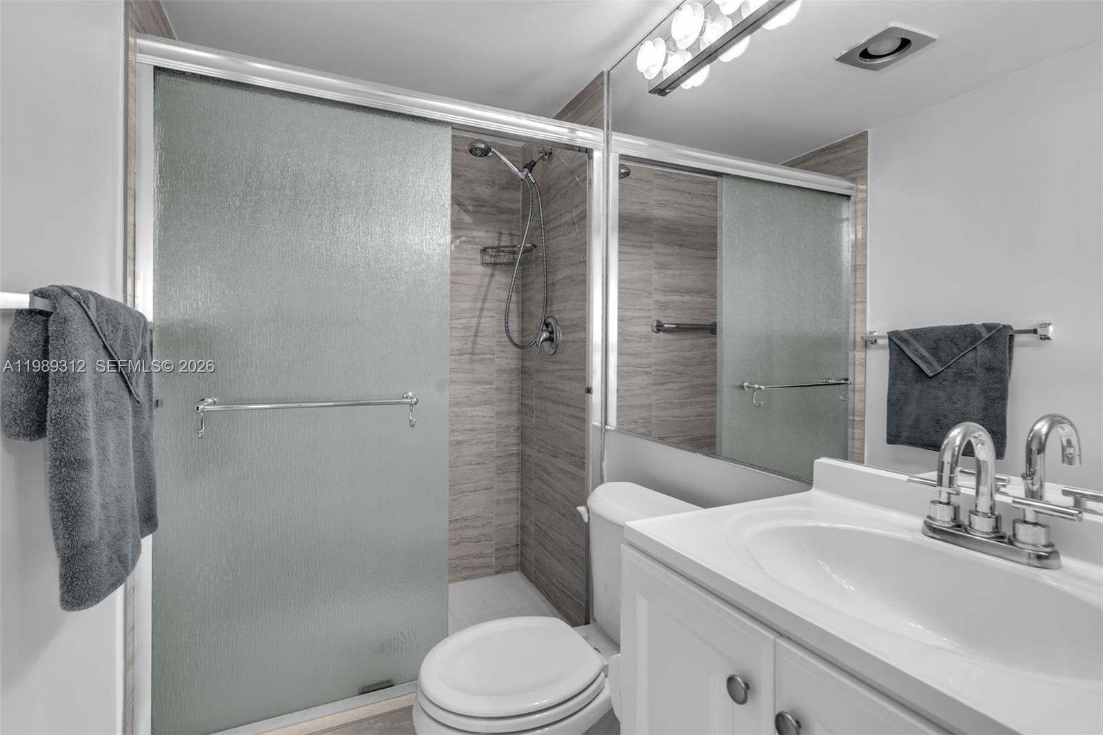 FLAMENCO CONDO TOWER I - Residential