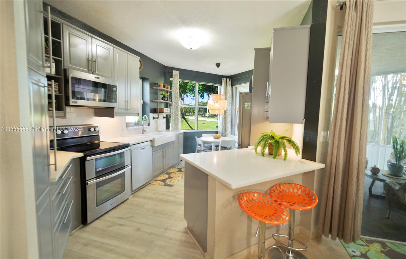 ENCINO AT GRAND PALMS 1 C - Residential