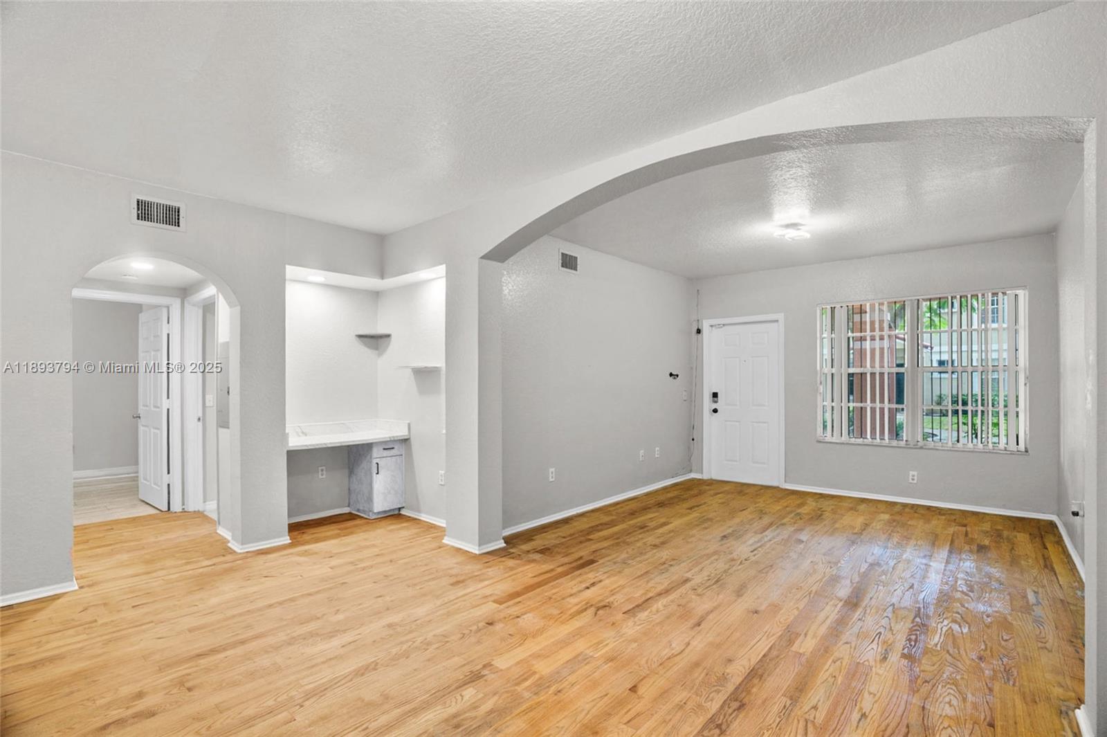 BELMONT AT NORTH LAUDERDA - Residential Lease