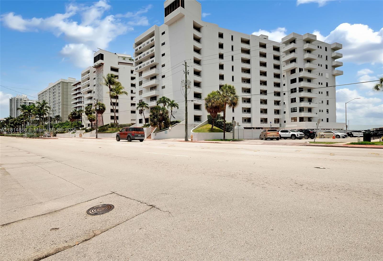 6830 Indian Creek Dr 7E, Miami Beach, Miami-Dade County, Florida - 2 Bedrooms  
2 Bathrooms - 
