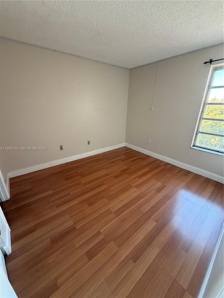 SUNSET VILLAS NO 3 CONDO - Residential Lease