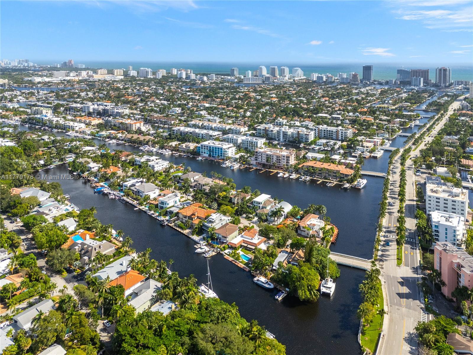 NAVARRO ISLE - Residential