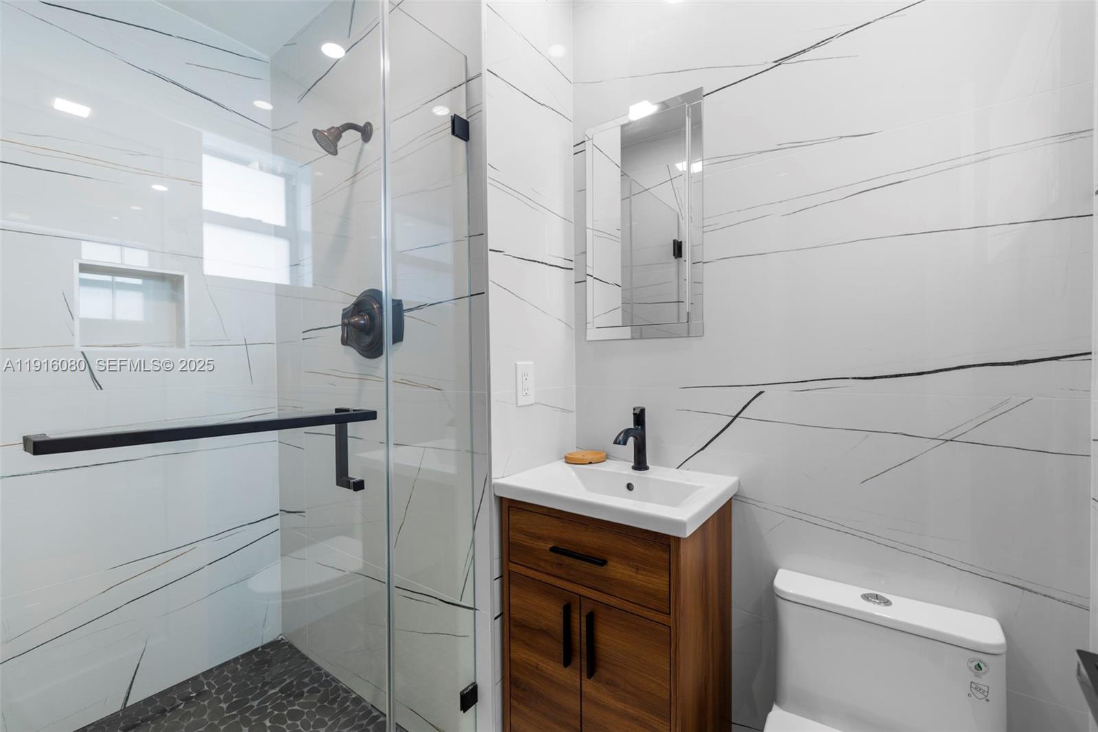 LAKE FOREST SEC 4 - Residential