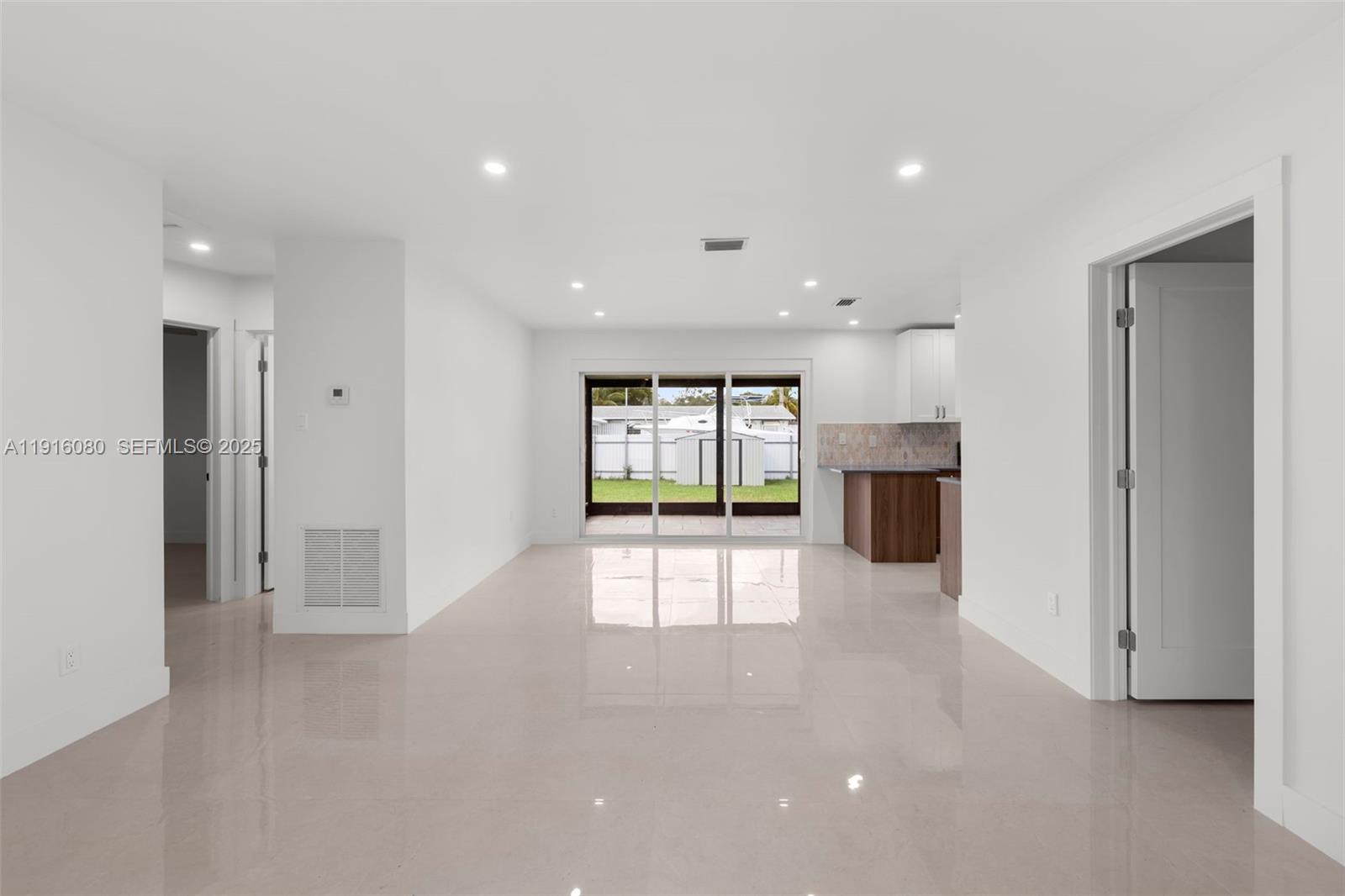 LAKE FOREST SEC 4 - Residential