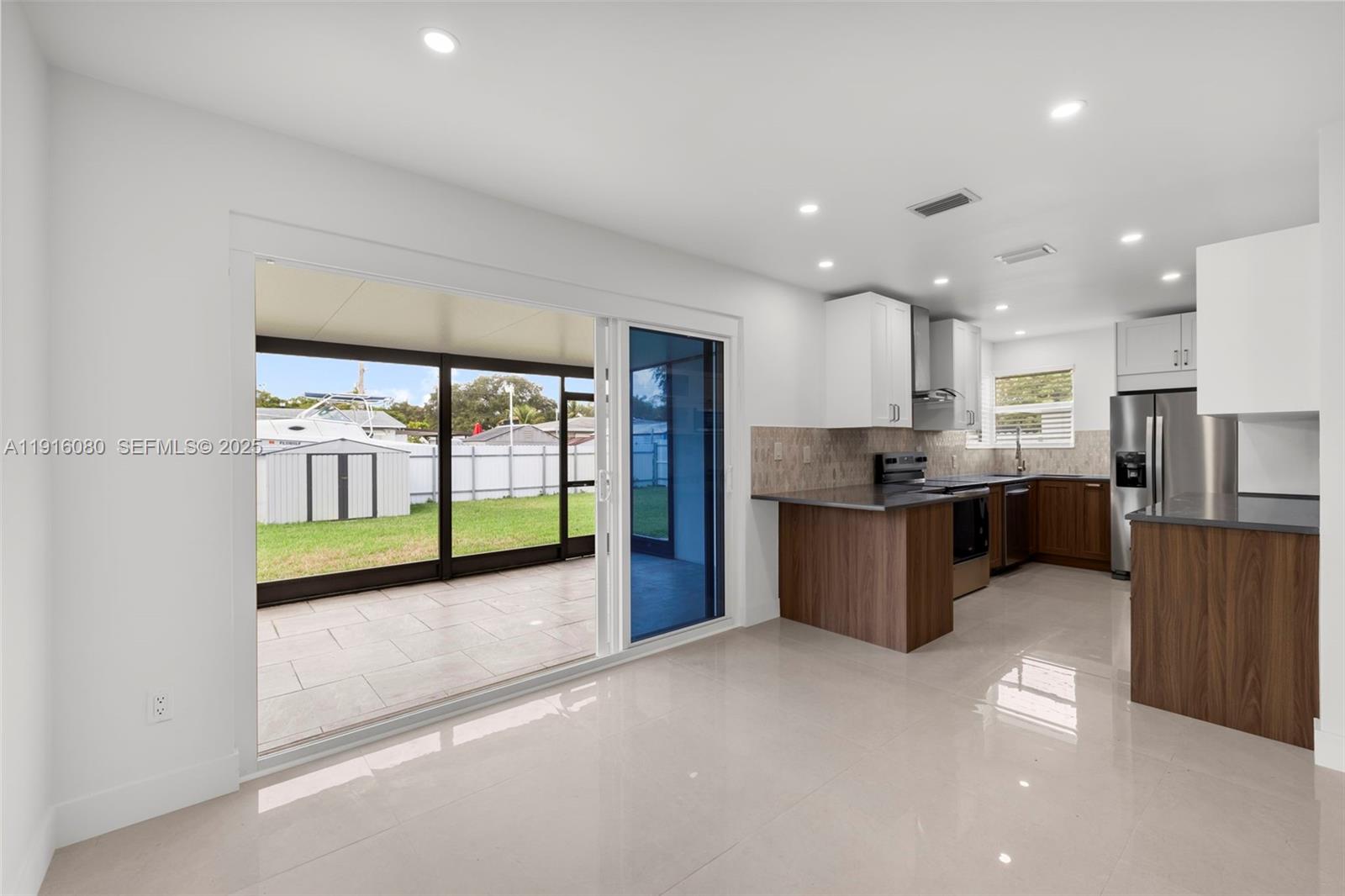 LAKE FOREST SEC 4 - Residential