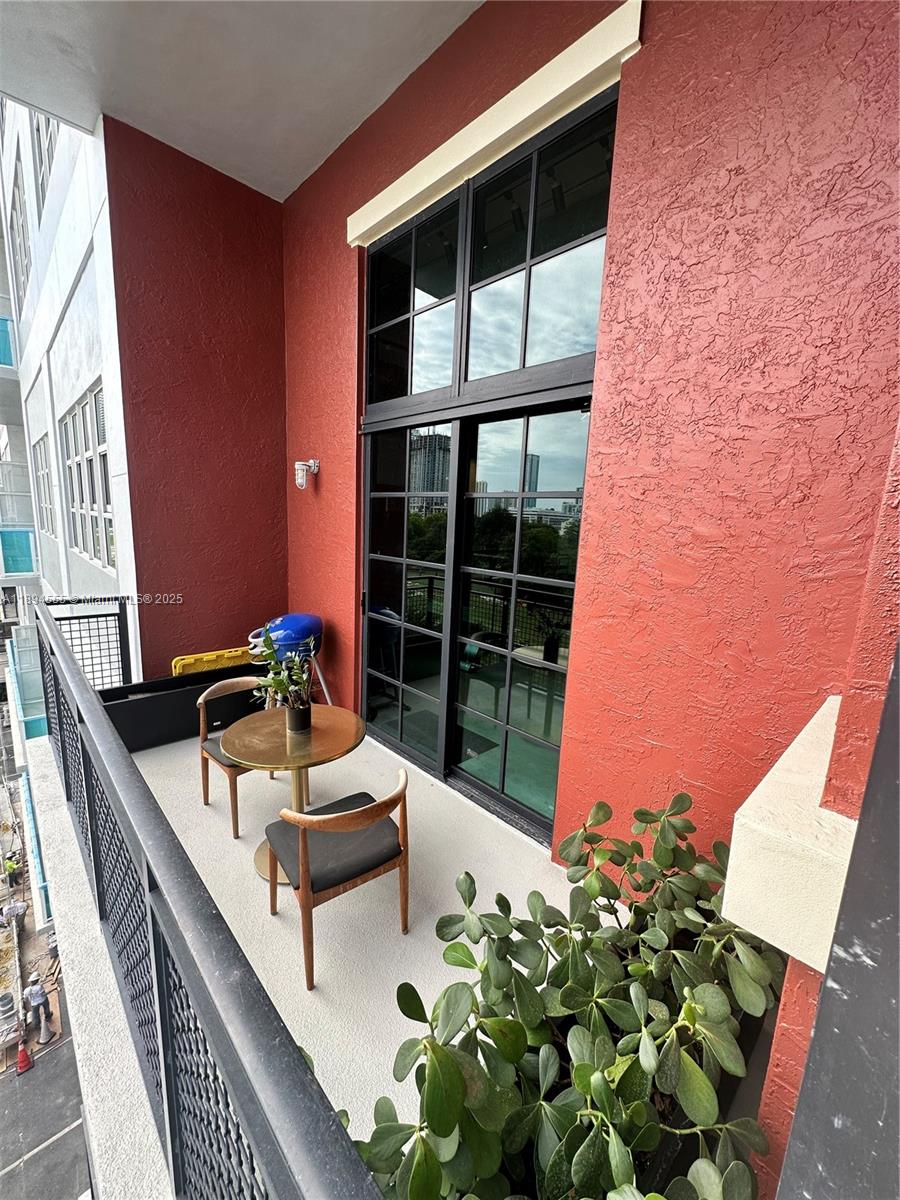 PARC LOFTS CONDO - Residential