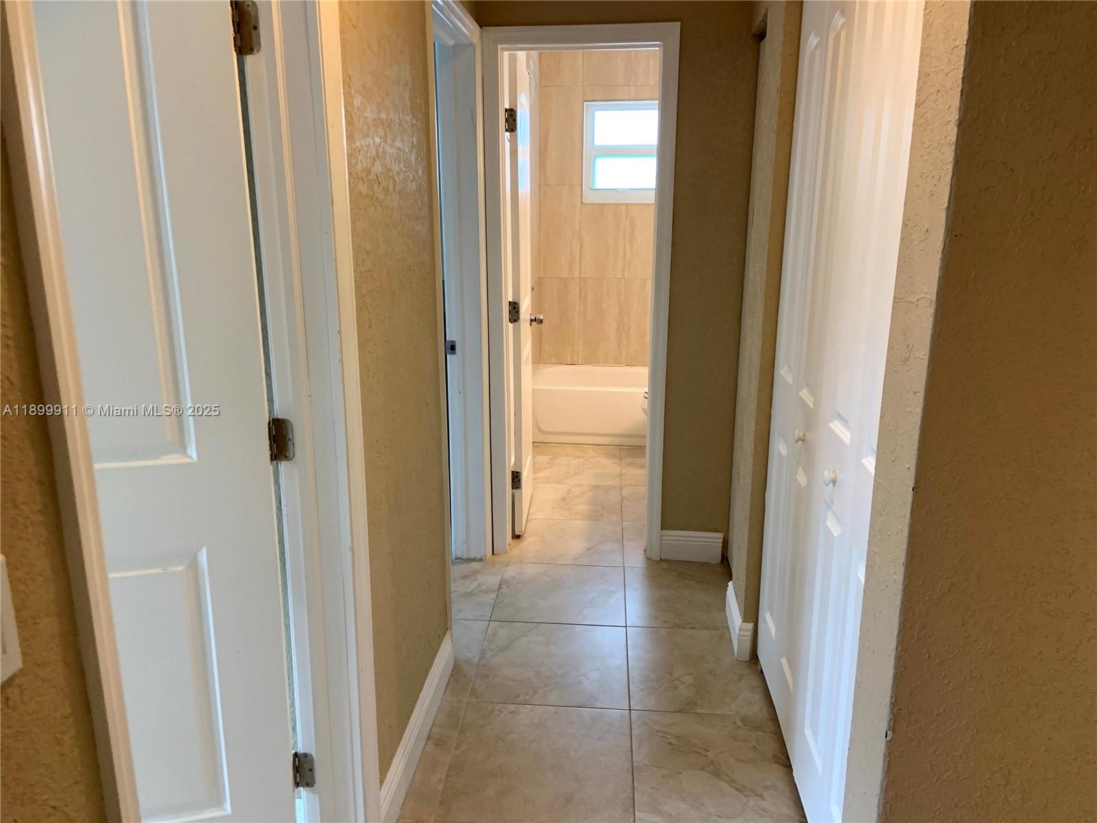 BOULEVARD HEIGHTS SEC TEN - Residential Lease