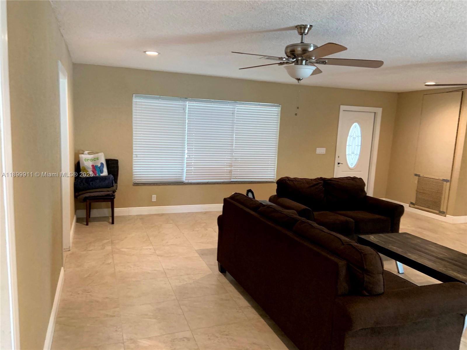 BOULEVARD HEIGHTS SEC TEN - Residential Lease