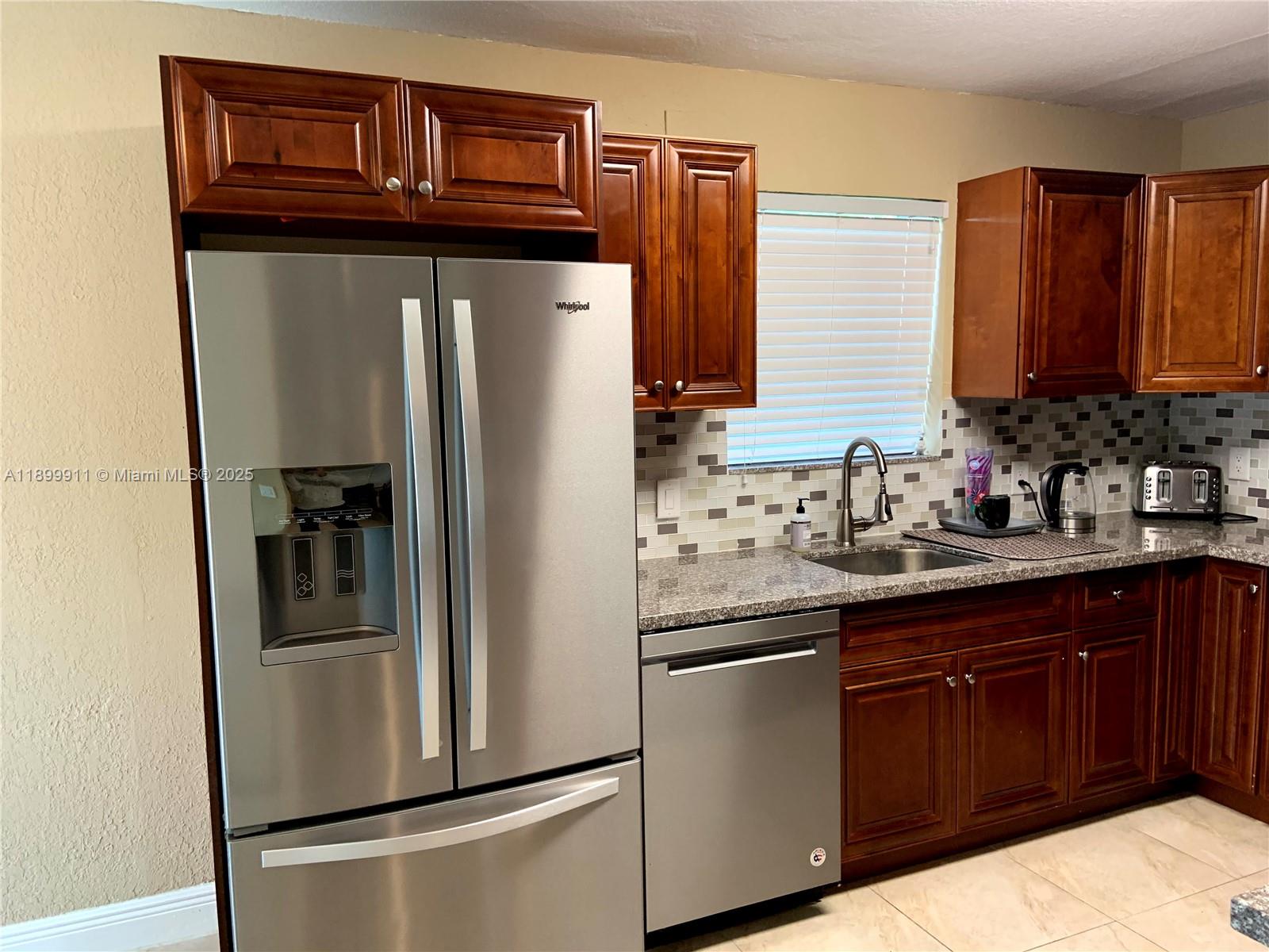 BOULEVARD HEIGHTS SEC TEN - Residential Lease