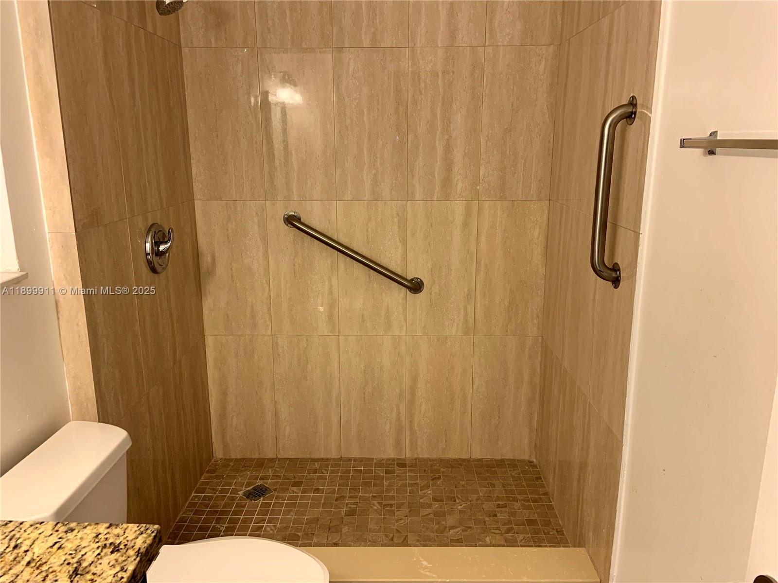 BOULEVARD HEIGHTS SEC TEN - Residential Lease