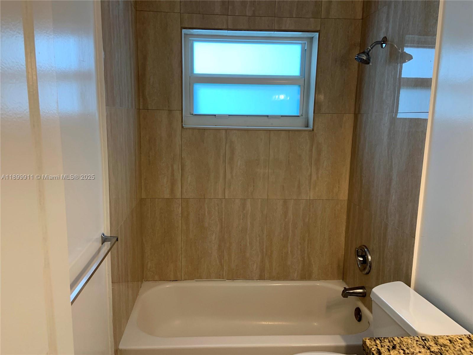 BOULEVARD HEIGHTS SEC TEN - Residential Lease