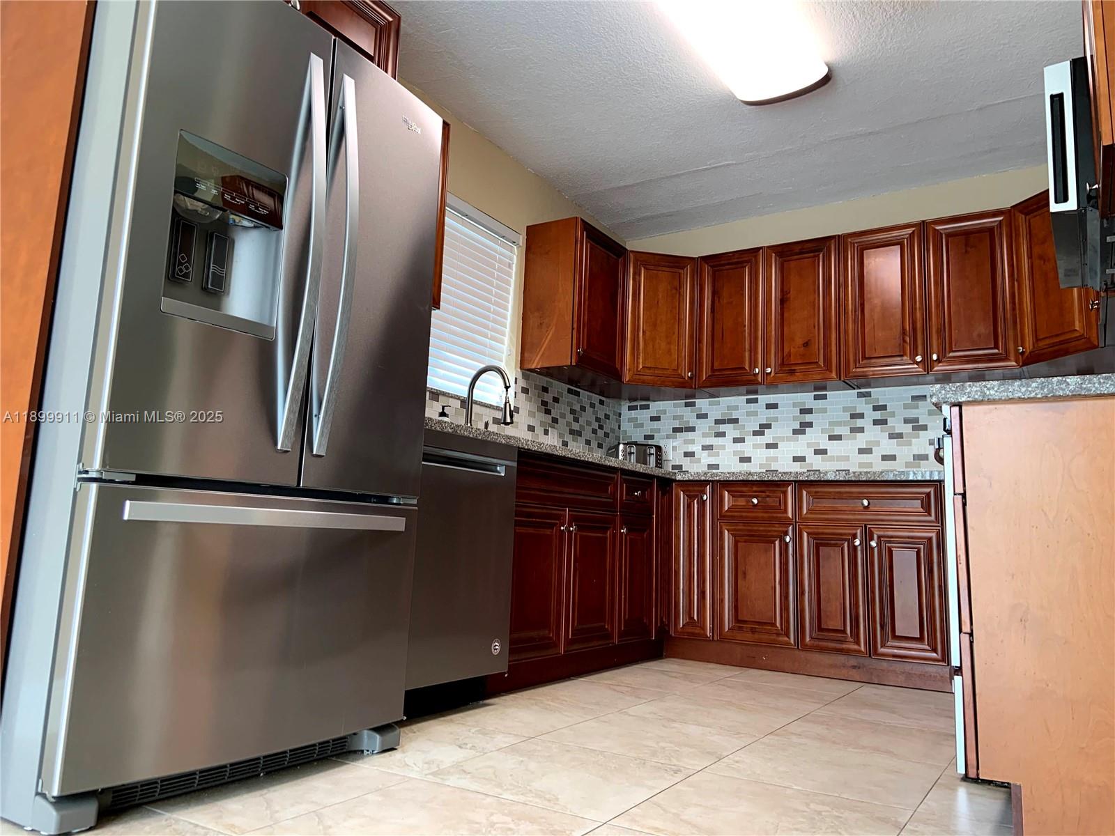 BOULEVARD HEIGHTS SEC TEN - Residential Lease