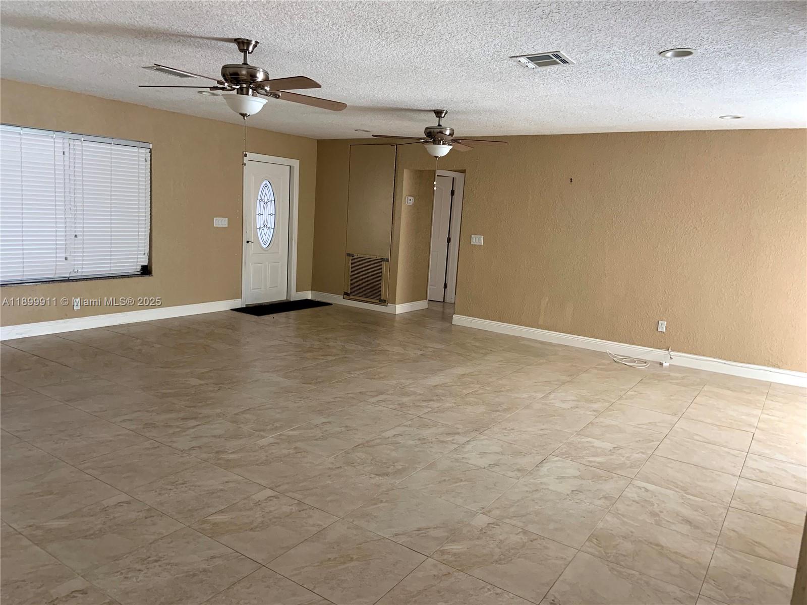 BOULEVARD HEIGHTS SEC TEN - Residential Lease