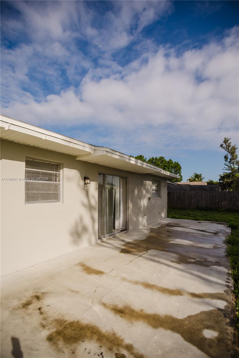 PORT ST LUCIE FLORESTA PI - Residential