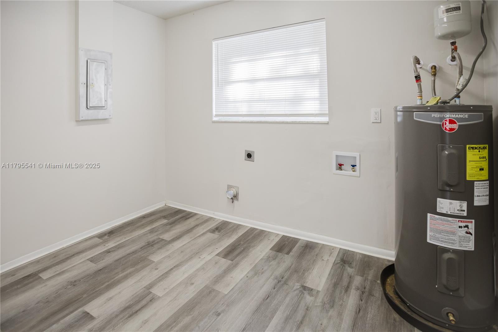 PORT ST LUCIE FLORESTA PI - Residential