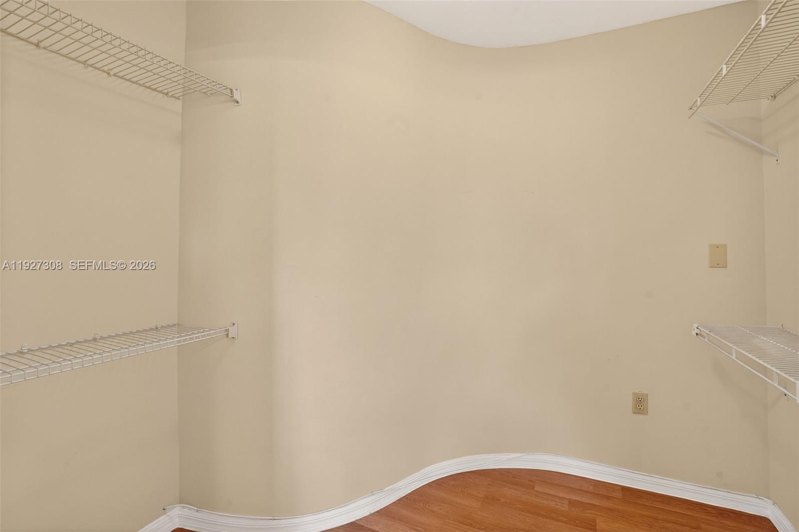 LAKES OF THE MEADOW SEC 5 - Residential