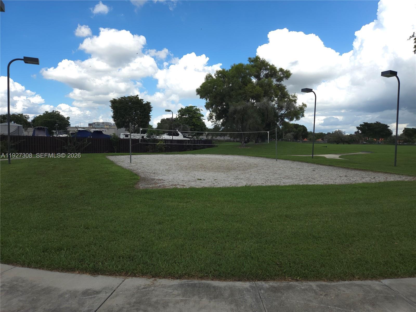 LAKES OF THE MEADOW SEC 5 - Residential