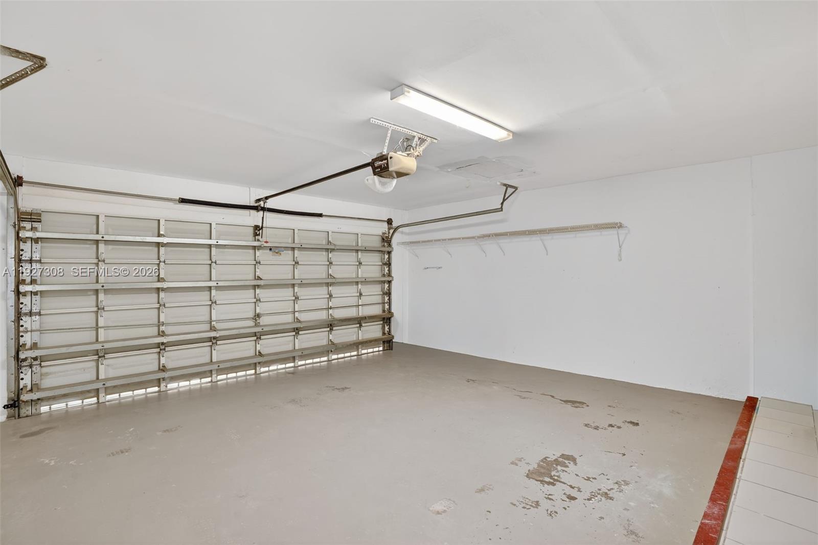 LAKES OF THE MEADOW SEC 5 - Residential