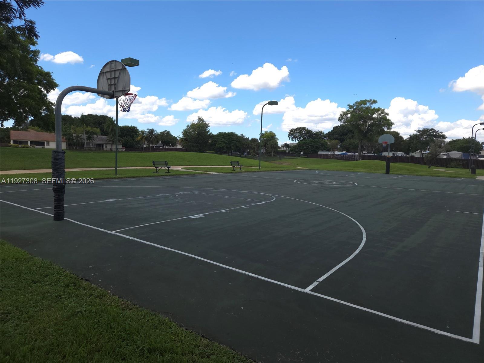 LAKES OF THE MEADOW SEC 5 - Residential