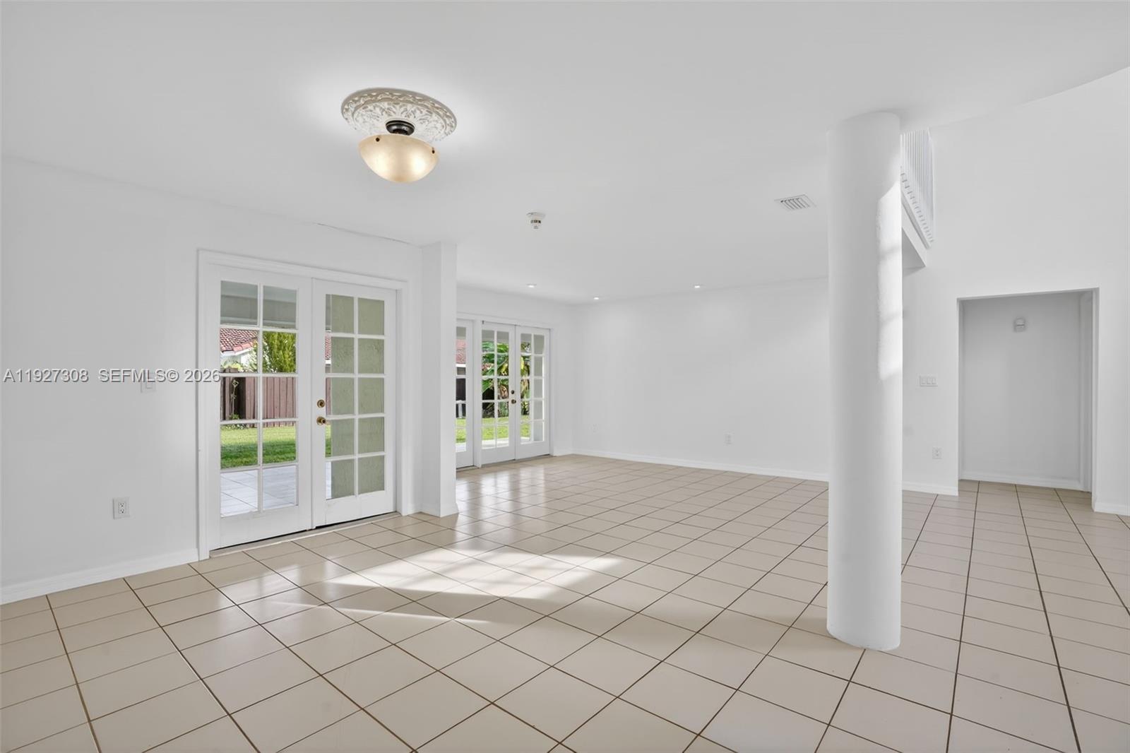 LAKES OF THE MEADOW SEC 5 - Residential