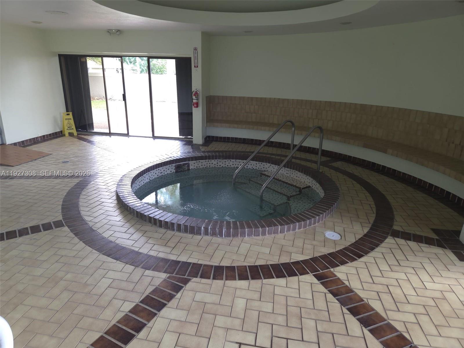 LAKES OF THE MEADOW SEC 5 - Residential