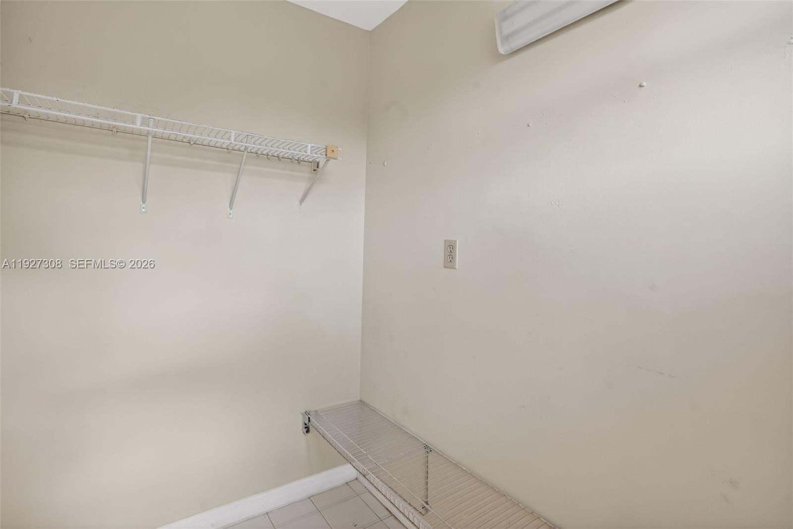 LAKES OF THE MEADOW SEC 5 - Residential