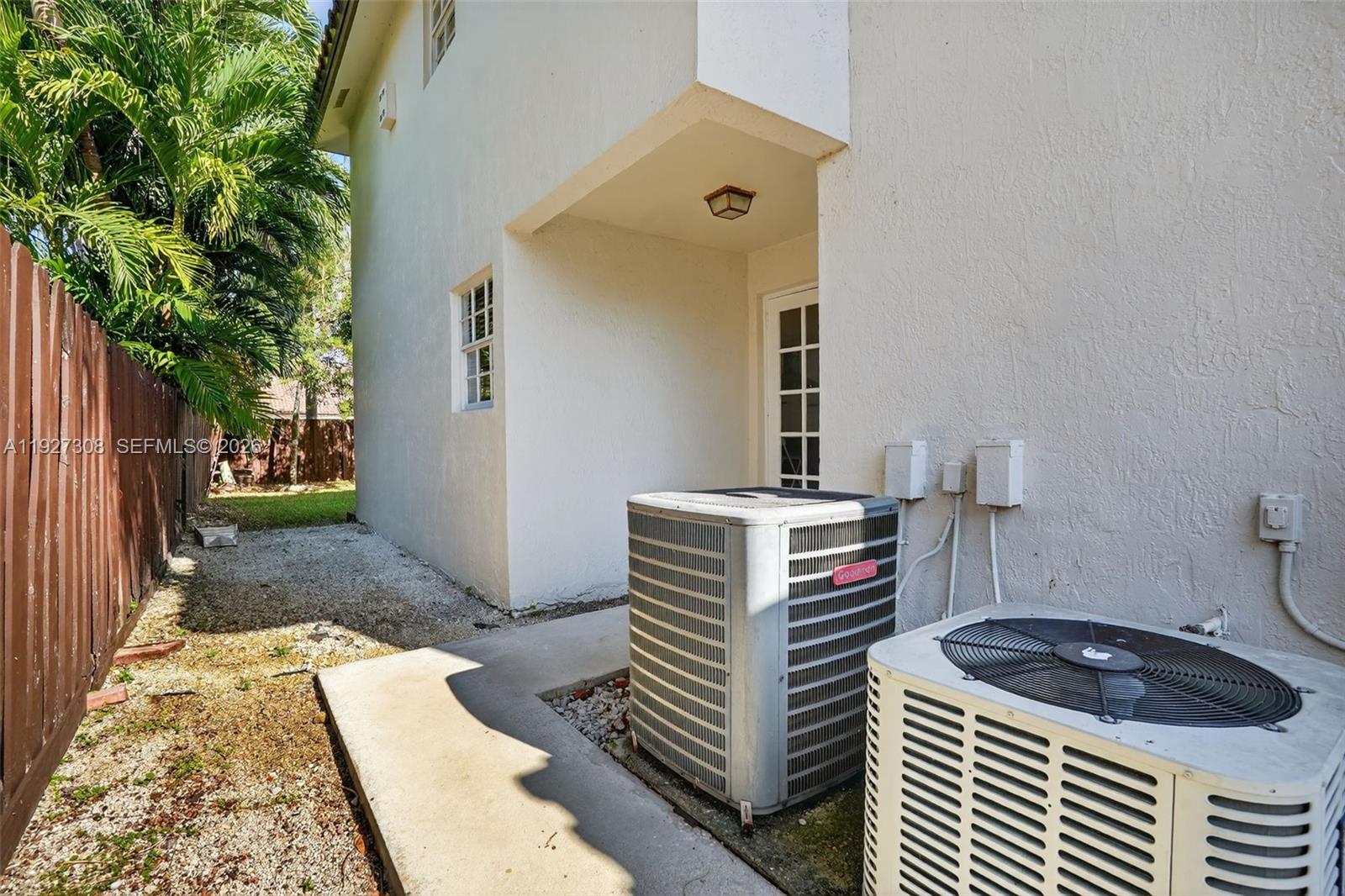 LAKES OF THE MEADOW SEC 5 - Residential