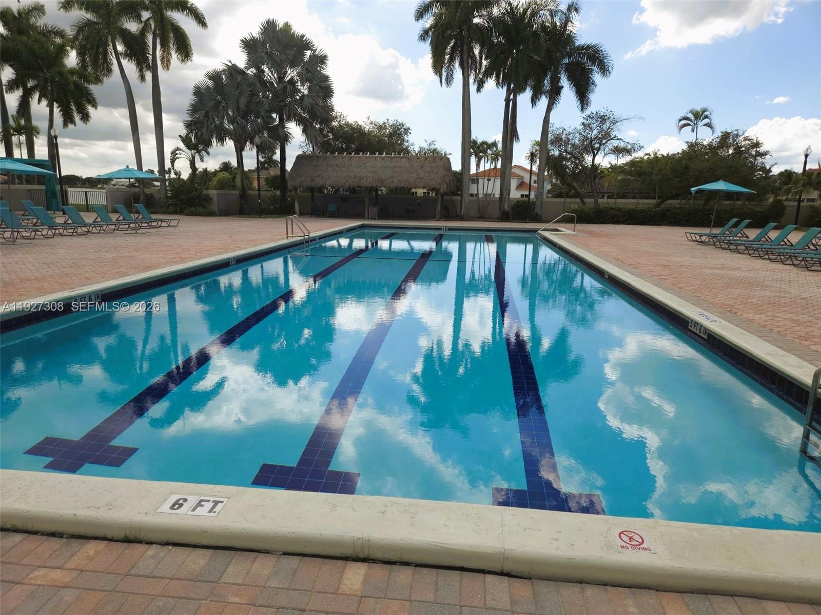 LAKES OF THE MEADOW SEC 5 - Residential