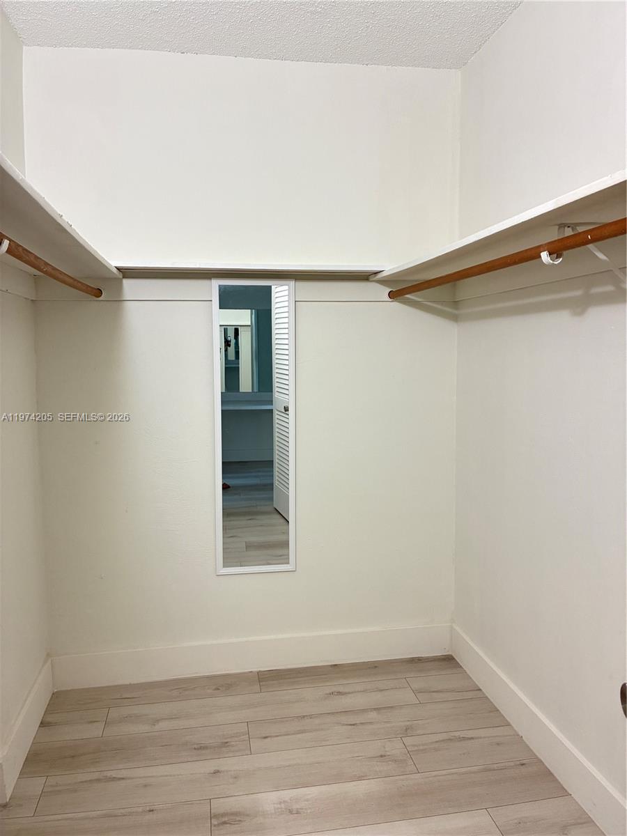 OCEANVIEW BUILDING B COND - Residential