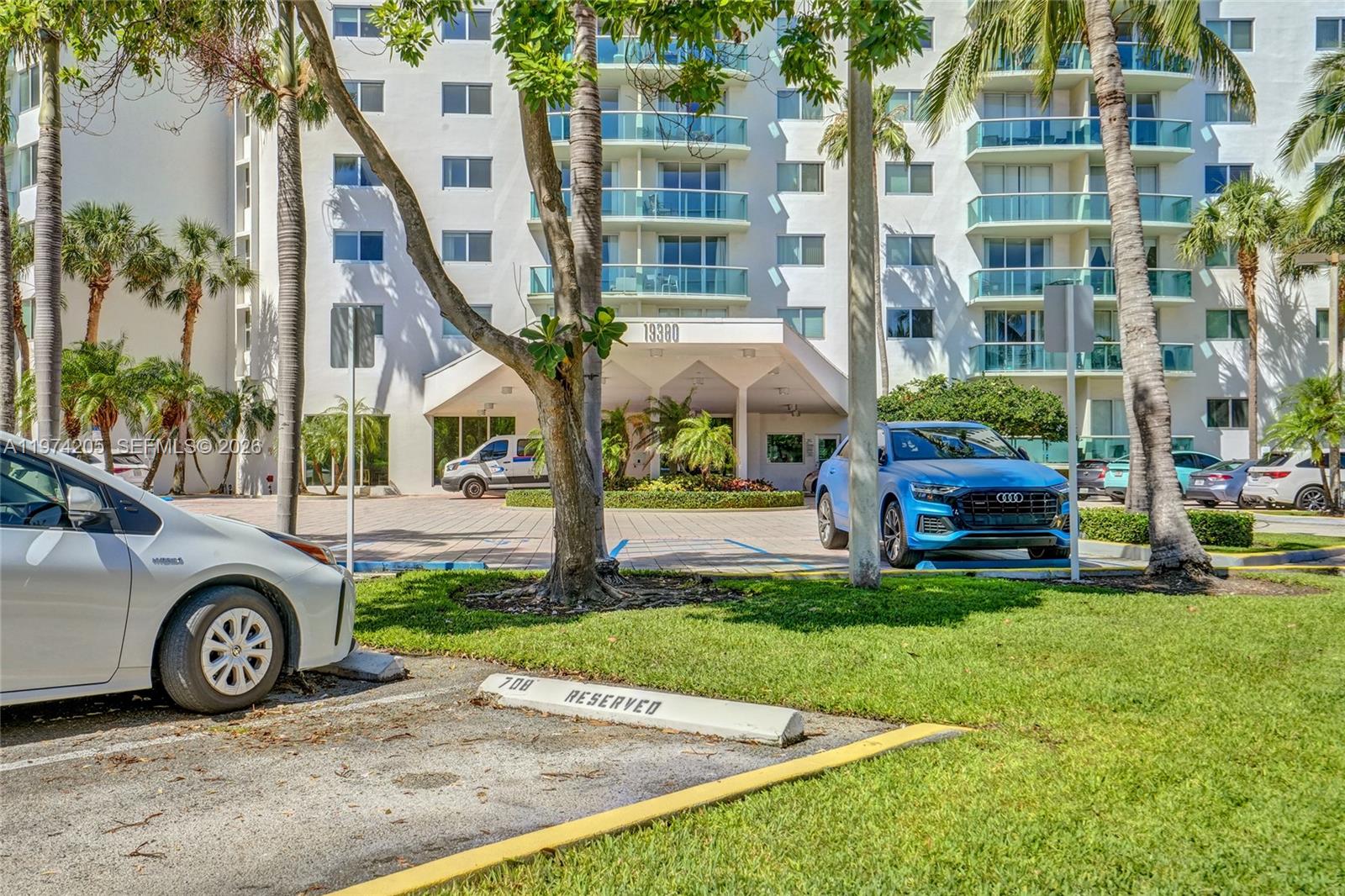 OCEANVIEW BUILDING B COND - Residential