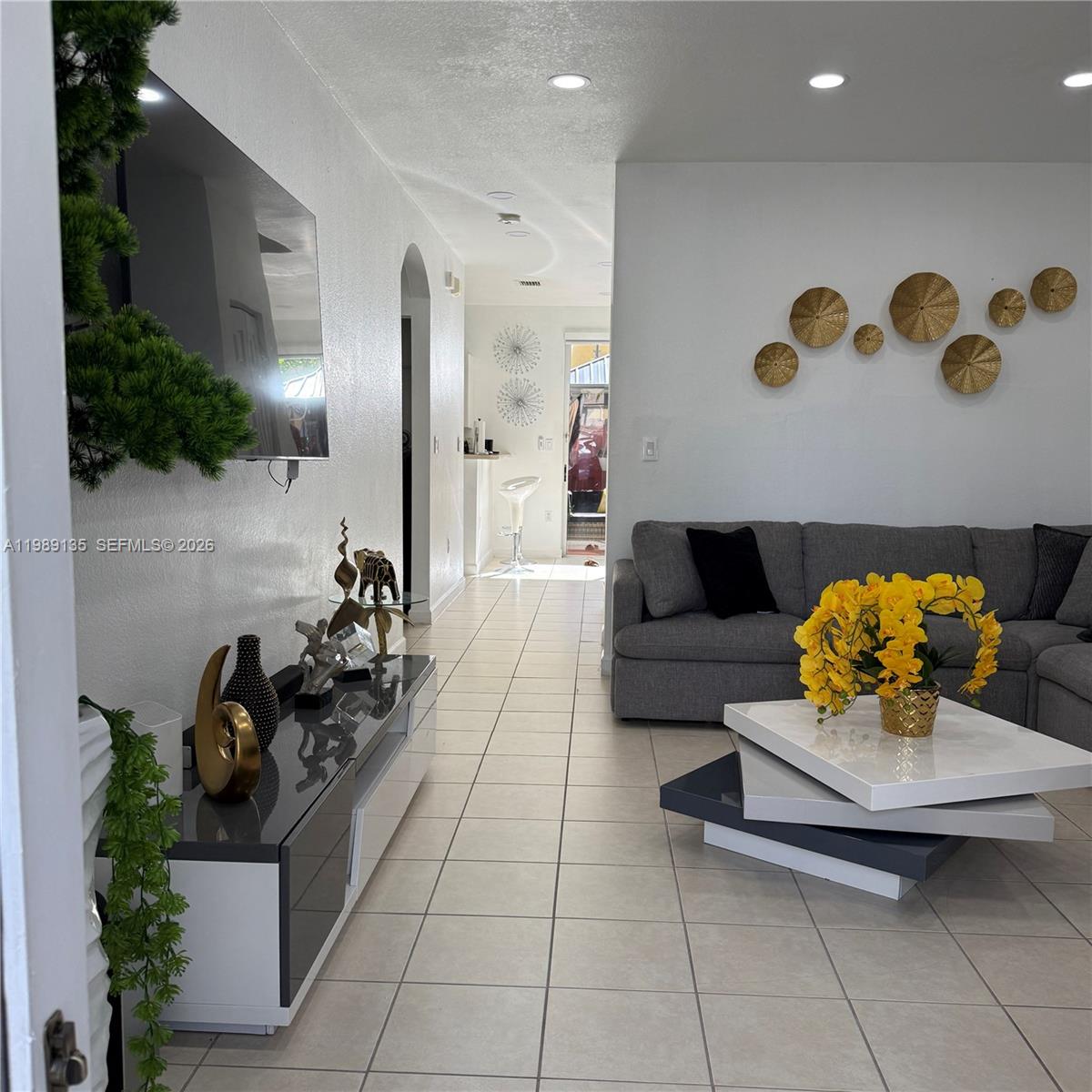 FLORIDIAN ISLES SOUTH - Residential