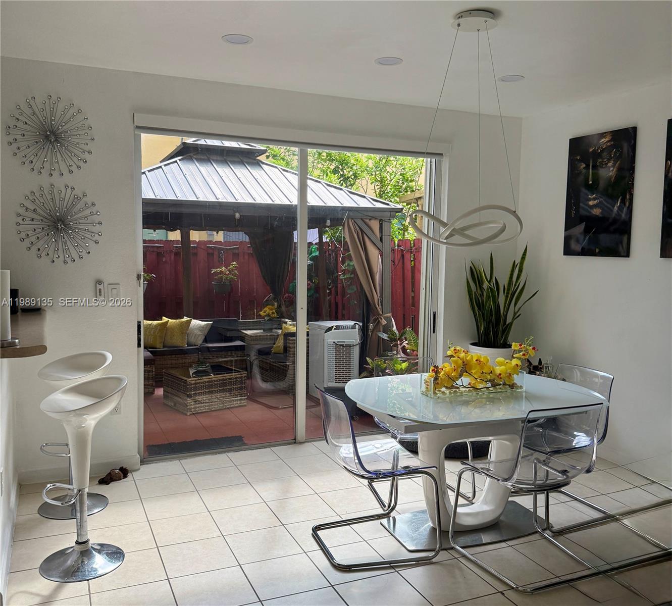 FLORIDIAN ISLES SOUTH - Residential