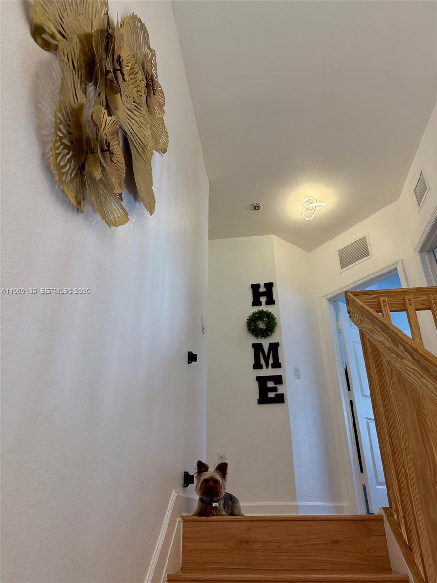 FLORIDIAN ISLES SOUTH - Residential