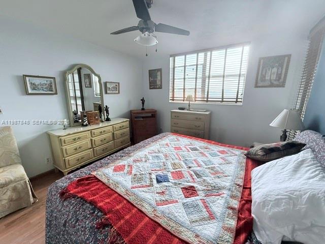 SOMERSET NO 4 CONDO - Residential