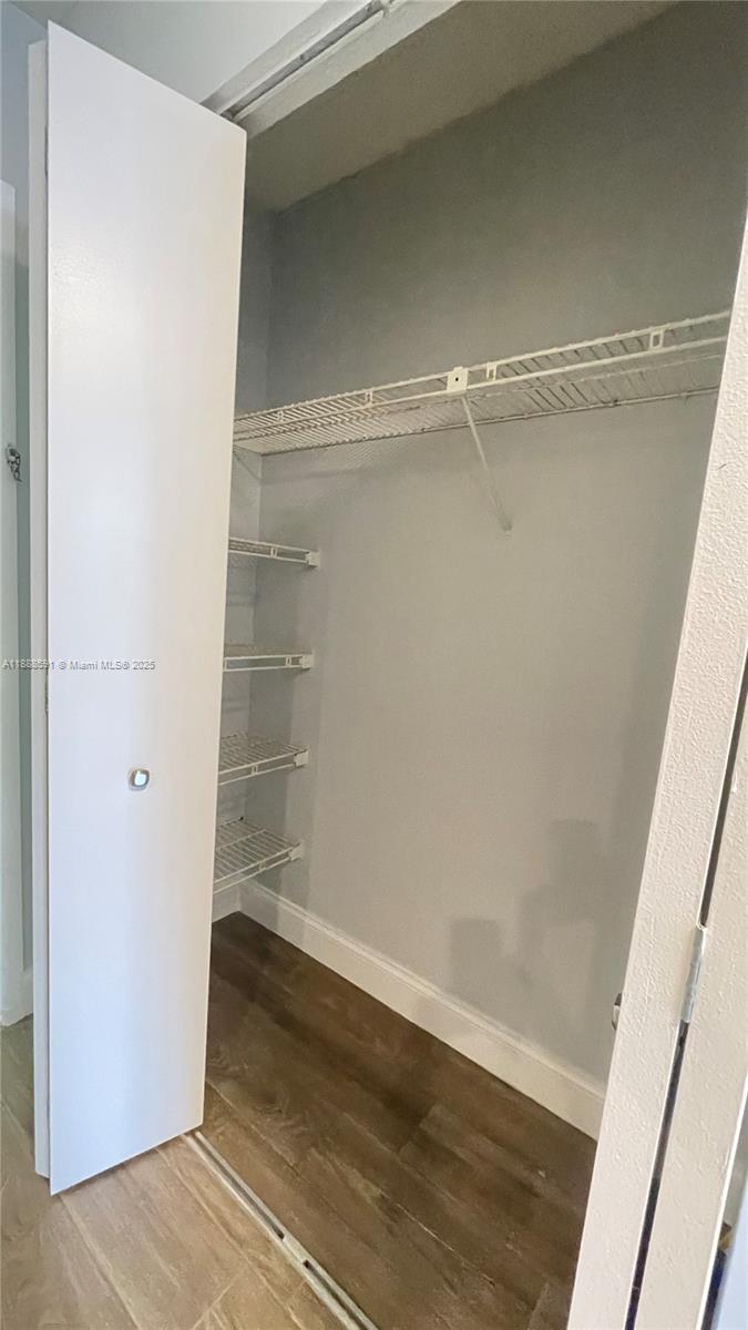 WOODSIDE APTS CONDO - Residential Lease