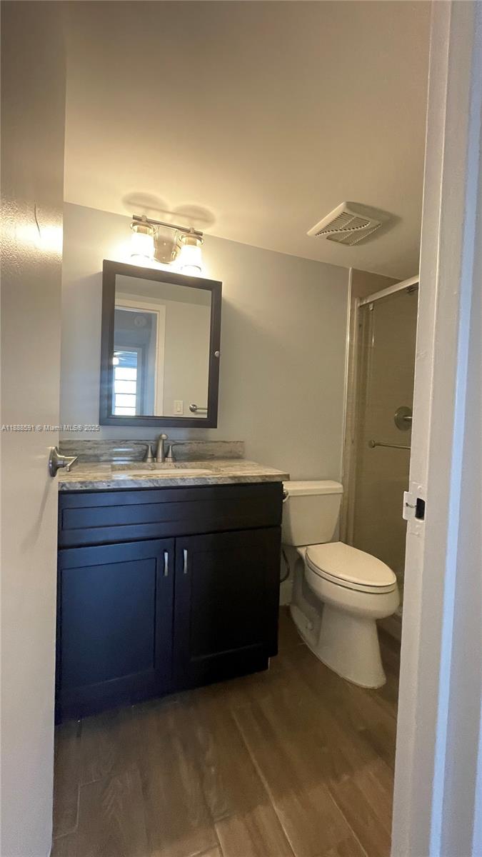 WOODSIDE APTS CONDO - Residential Lease