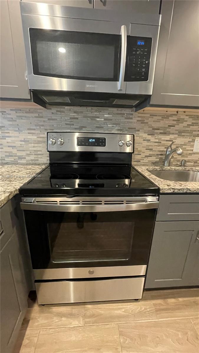 WOODSIDE APTS CONDO - Residential Lease