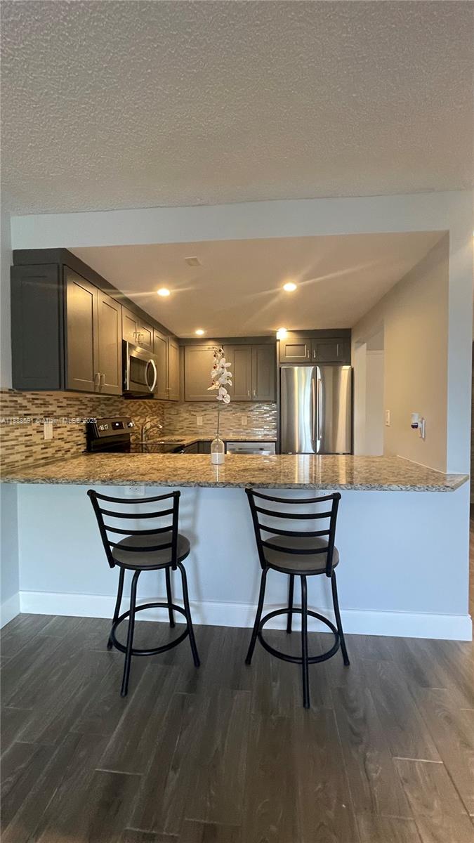 WOODSIDE APTS CONDO - Residential Lease