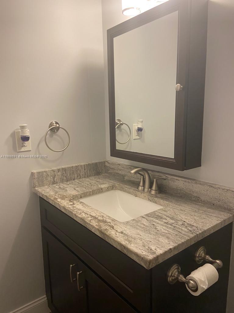 WOODSIDE APTS CONDO - Residential Lease